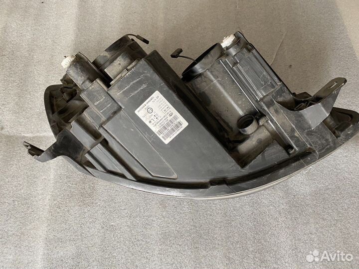 Фара передняя левая LADA Kalina