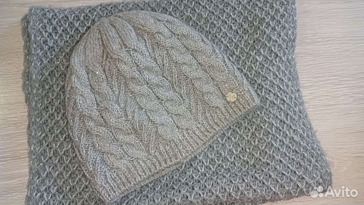 Комплект шапка и снуд