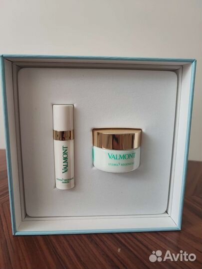 Набор косметики valmont