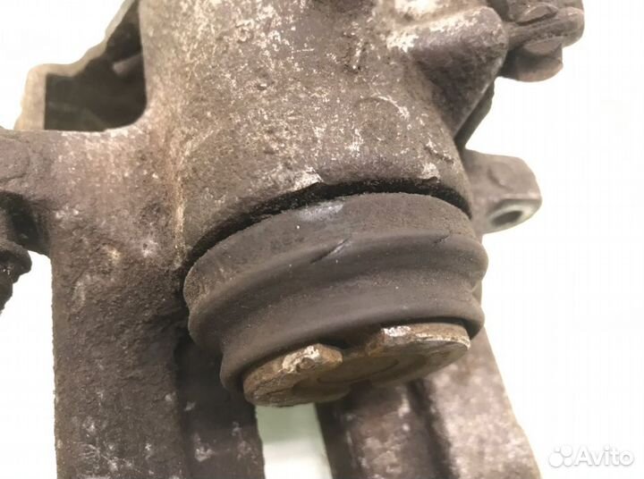 Суппорт задний левый Audi A4 B7 1.8 TI 2006