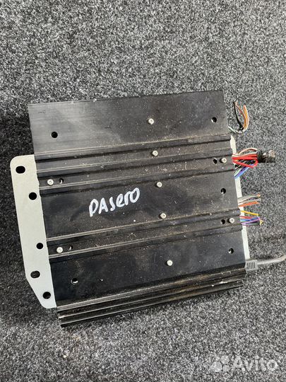 Аудиоусилитель Mitsubishi Pajero IV