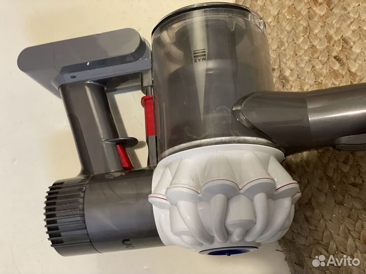 Пылесос dyson v 6 бу