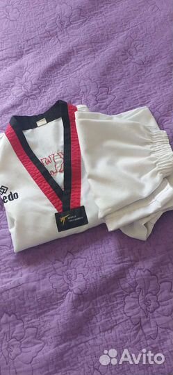Спортивная одежда для занятий тхэквондо