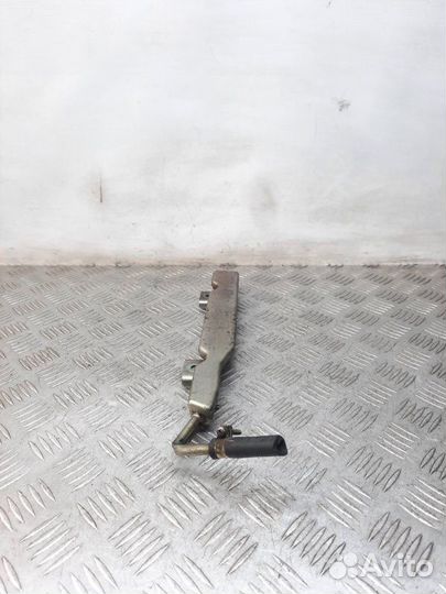 Топливная рампа Nissan Almera хэтчбэк 5 дв. 1.8