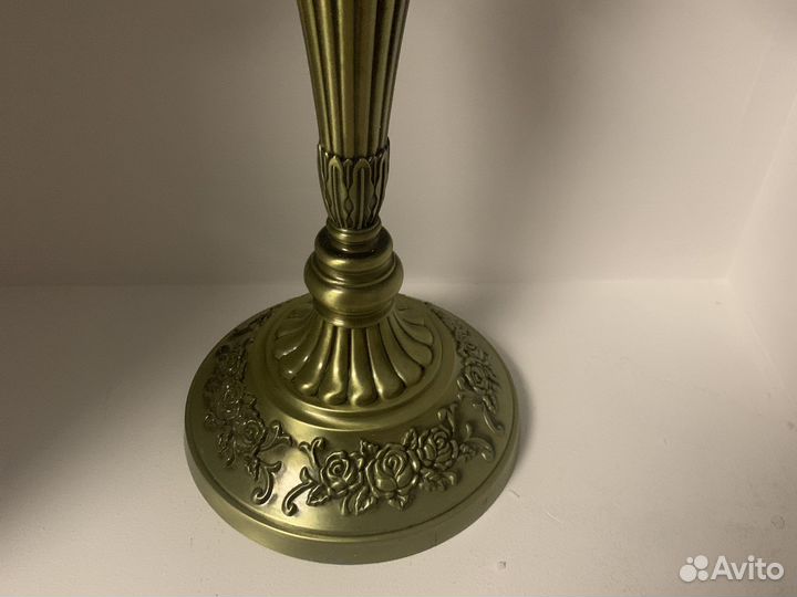 Подсвечник, канделябр