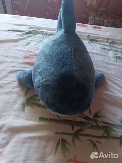 Игрушка-акула