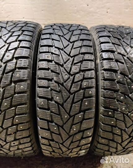 Dunlop SP Winter Ice 02 195/60 R15 92T