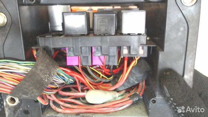 Блок предохранителей Volkswagen Phaeton, 2005