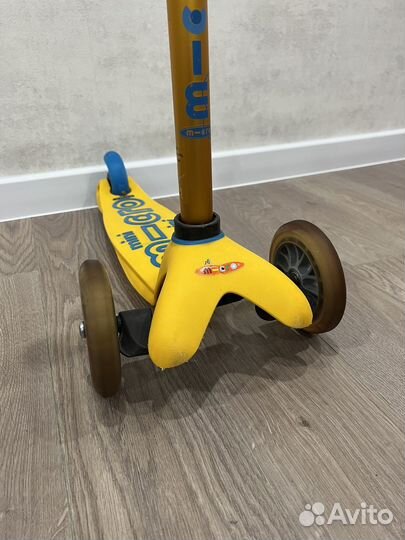 Самокат Mini Micro Deluxe