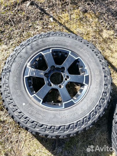 Продам комплект колес 235/85/r16