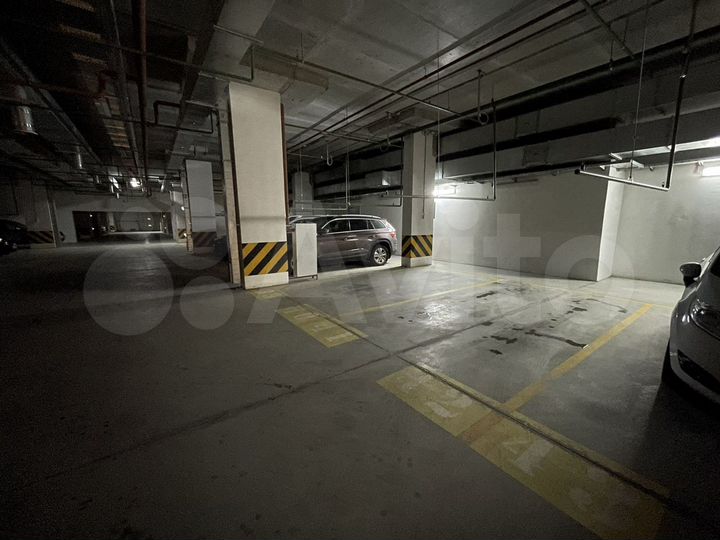 Машиноместо