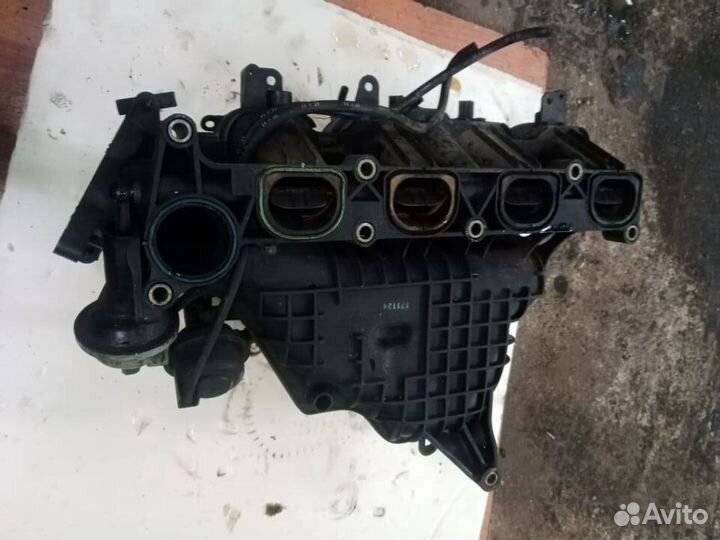 Коллектор впускной Mazda MPV II (LW) L3