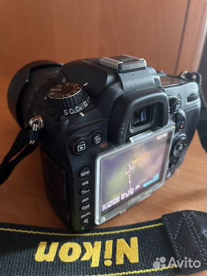 Зеркальный фотоаппарат Nikon D7000