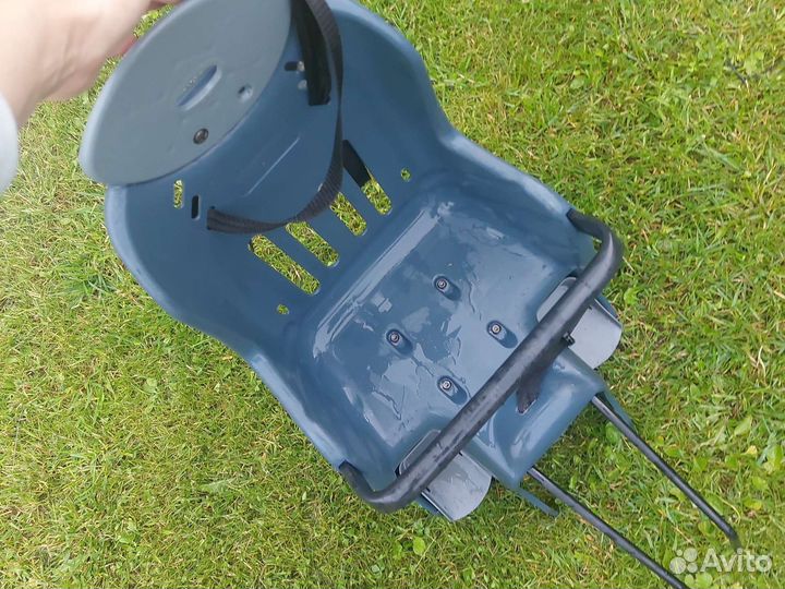 Велокресло с креплением на багажник велосипеда