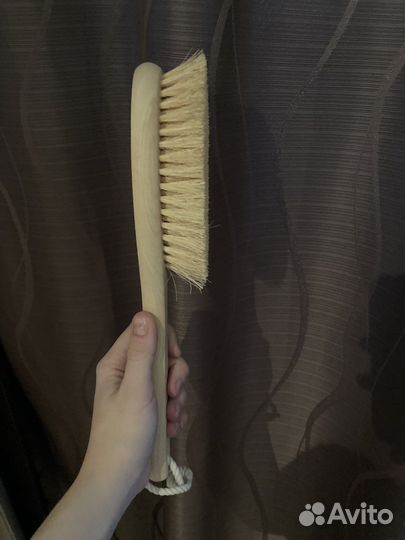 Массажная щетка для тела