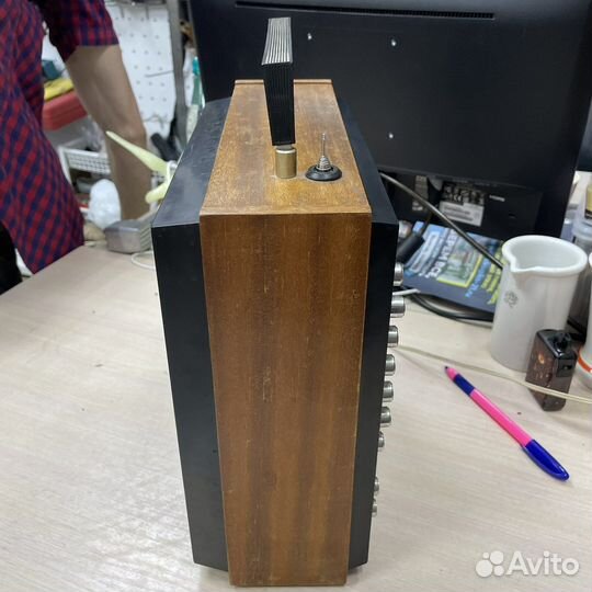 Радиоприемник меридиан 210 (Сзр)