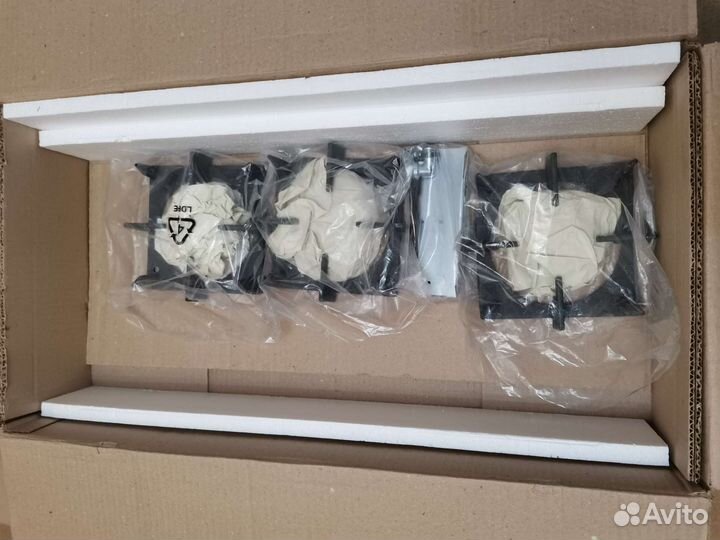 Газовая варочная панель 3 конфорки