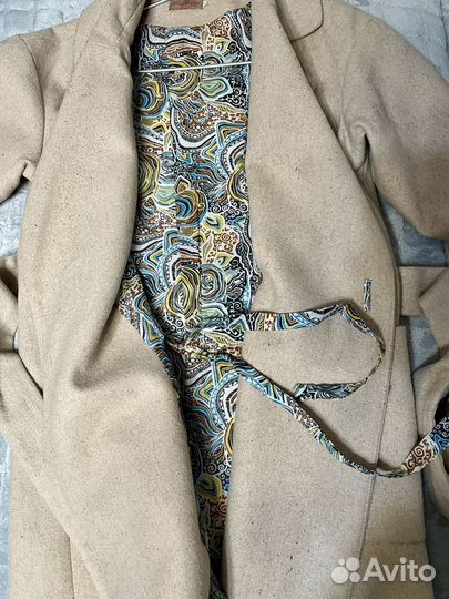 Пальто женское 44 46