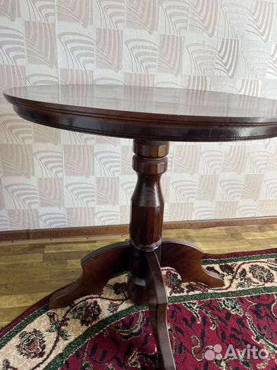 Кухонный стол