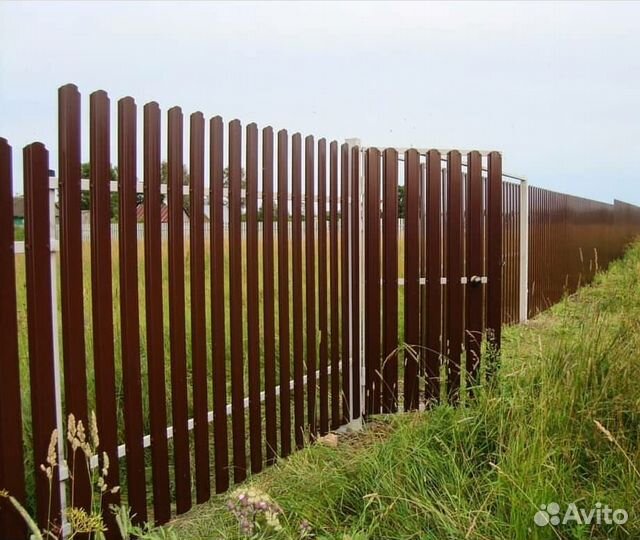 Забор из профнастила 20 м с воротами 4 м