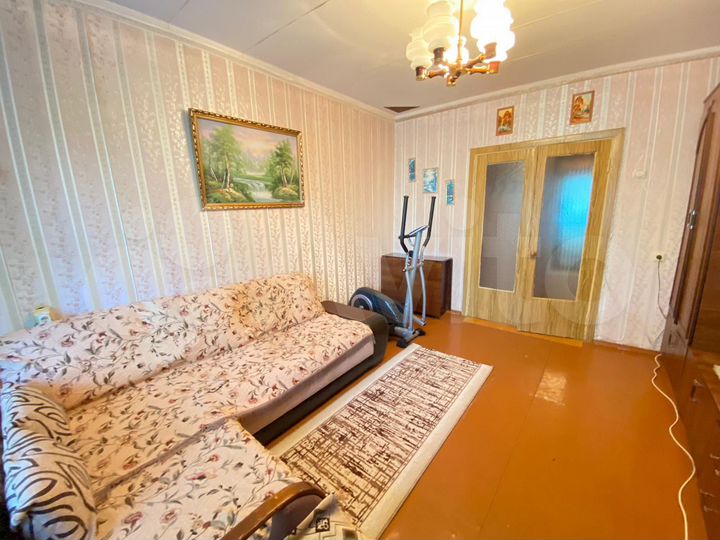 3-к. квартира, 64 м², 1/9 эт.