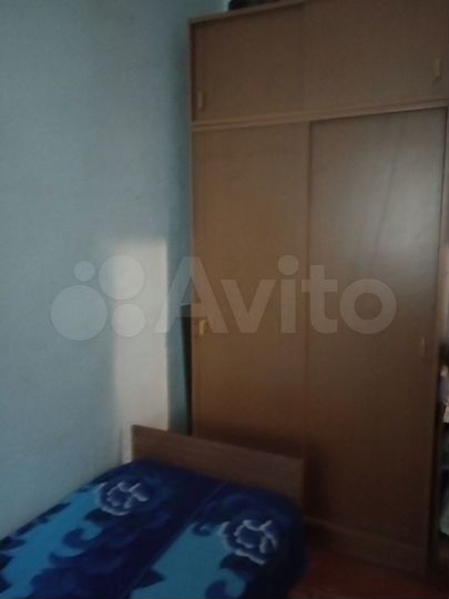 Комната 12 м² в 4-к., 1/1 эт.