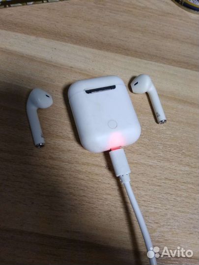 Наушники W10-Celebrat