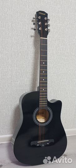 Акустическая гитара