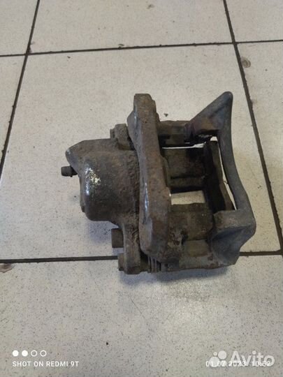 Суппорт тормозной передний правый Ваз LADA Largus