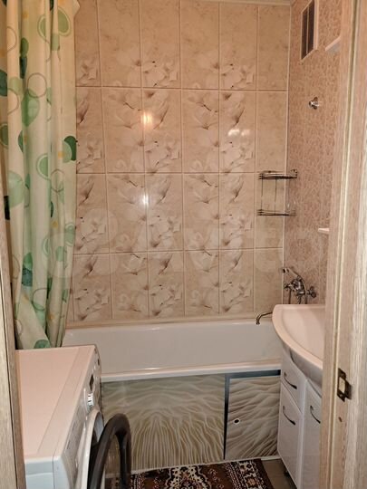 2-к. квартира, 61 м², 10/10 эт.