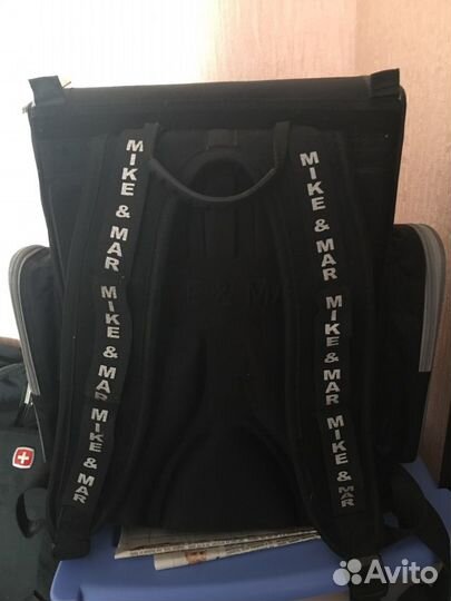 Рюкзак школьный