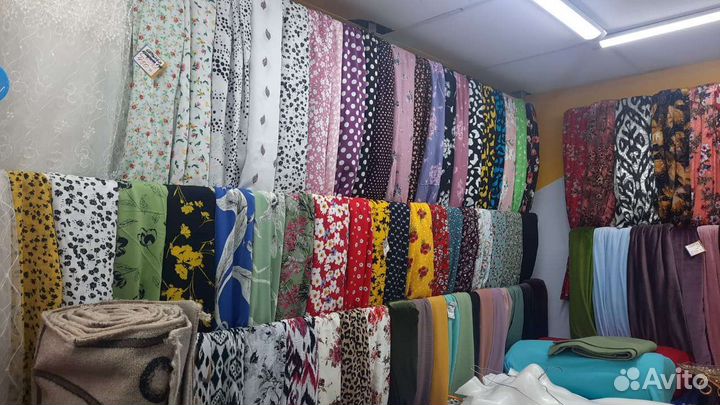 Ткани в ассортименте