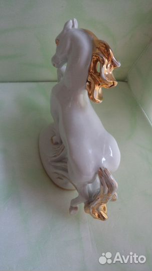 Статуэтка Конь Огонь. лфз