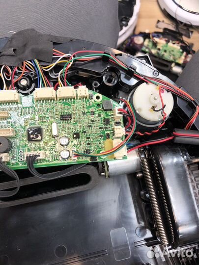 Ремонт роботов пылесосов и ручных пылесосов