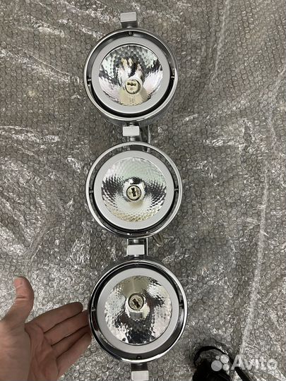 Люстра спот