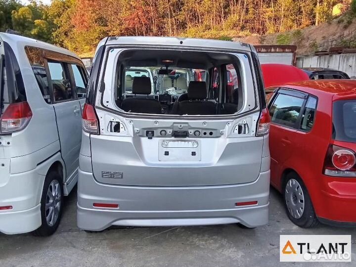 Ступица передняя правая mitsubishi delica D:2