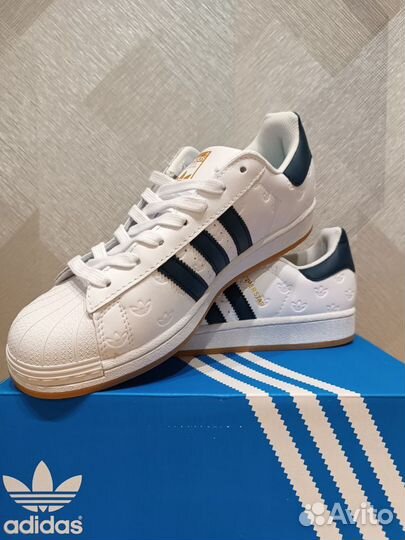 Кроссовки adidas superstar