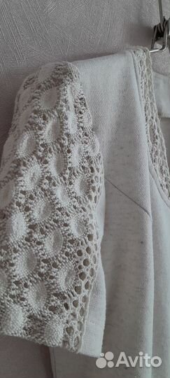 Костюмы женские