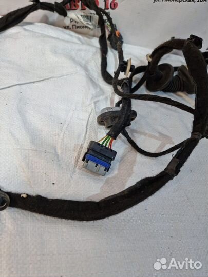 Проводка задней левой двери Citroen C4 B7