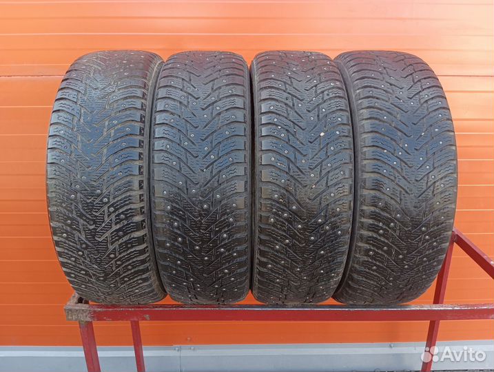 Nokian Tyres Hakkapeliitta 8 SUV 225/65 R17 106R