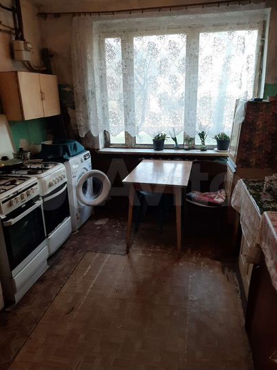 Комната 10 м² в 5-к., 1/3 эт.