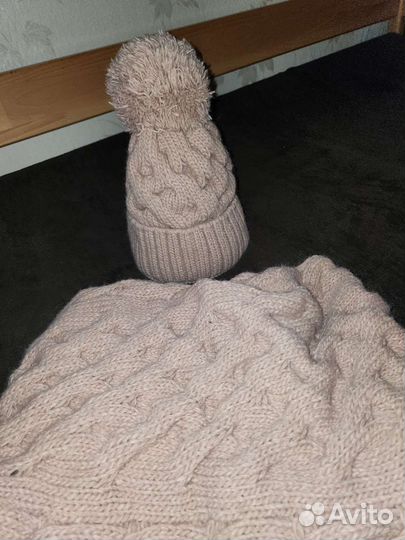 Шапка с шарфом