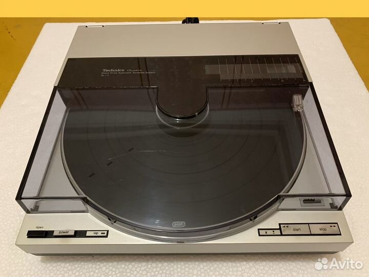 Проигрыватель винила Teсhniсs SL-7