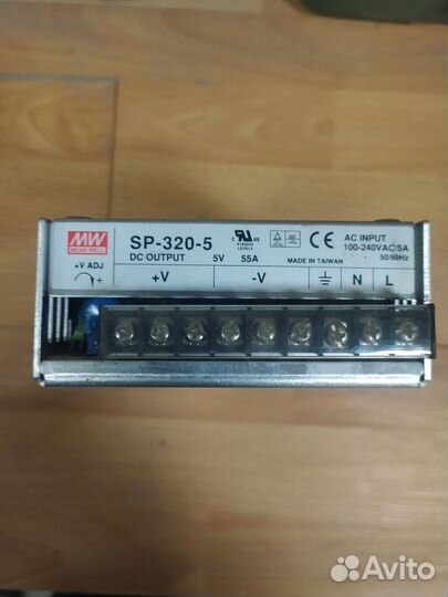 Блок питания Mean Well SP-320-5