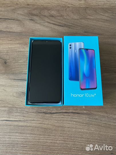 HONOR 10 Lite, 3/32 ГБ