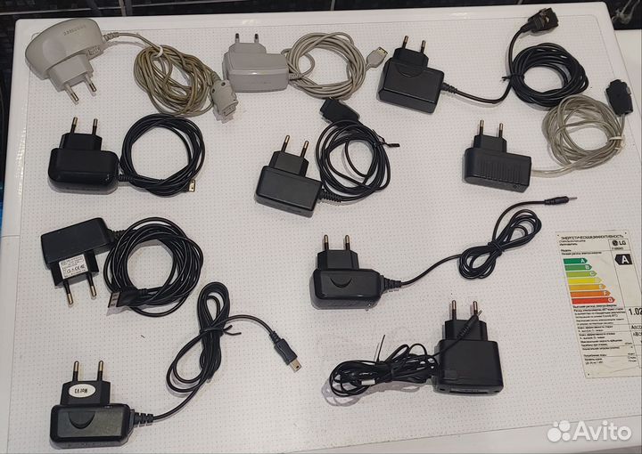 Зарядные устройства и кабели для старых телефонов