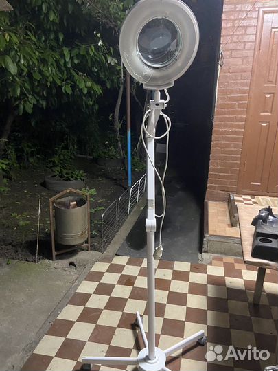 Лампа лупа напольная