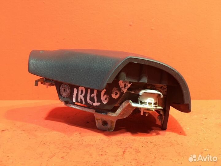 Подушка безопасности в руль Toyota Corolla Verso