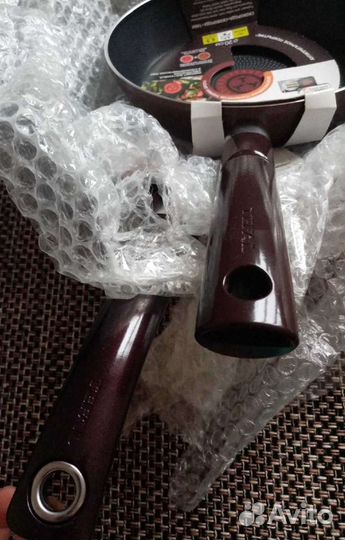 Пара новых сковородок Tefal (вок 28' и 20')