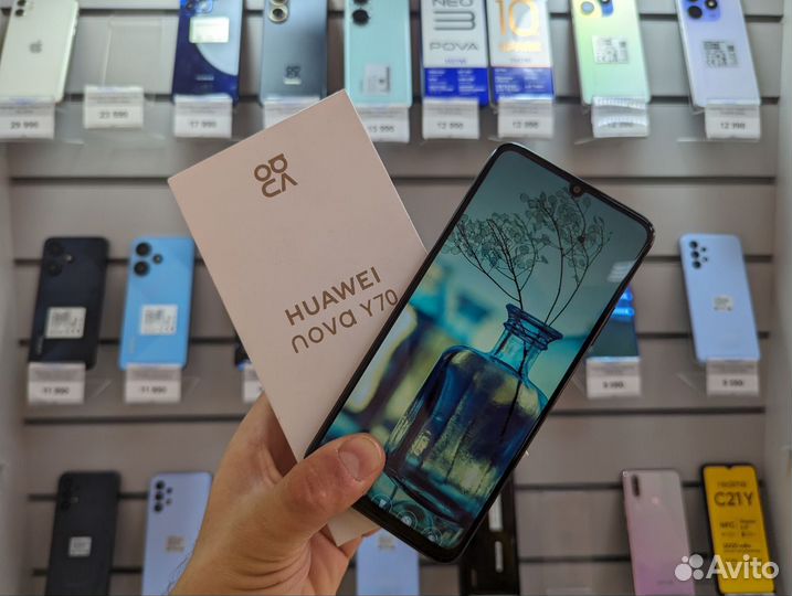 HUAWEI nova Y70, 4/64 ГБ